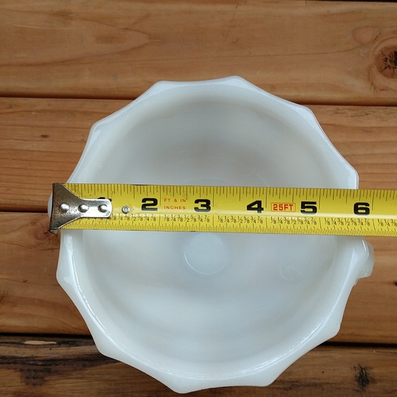 VTG E O brody milk glass - Picture 8 of 10